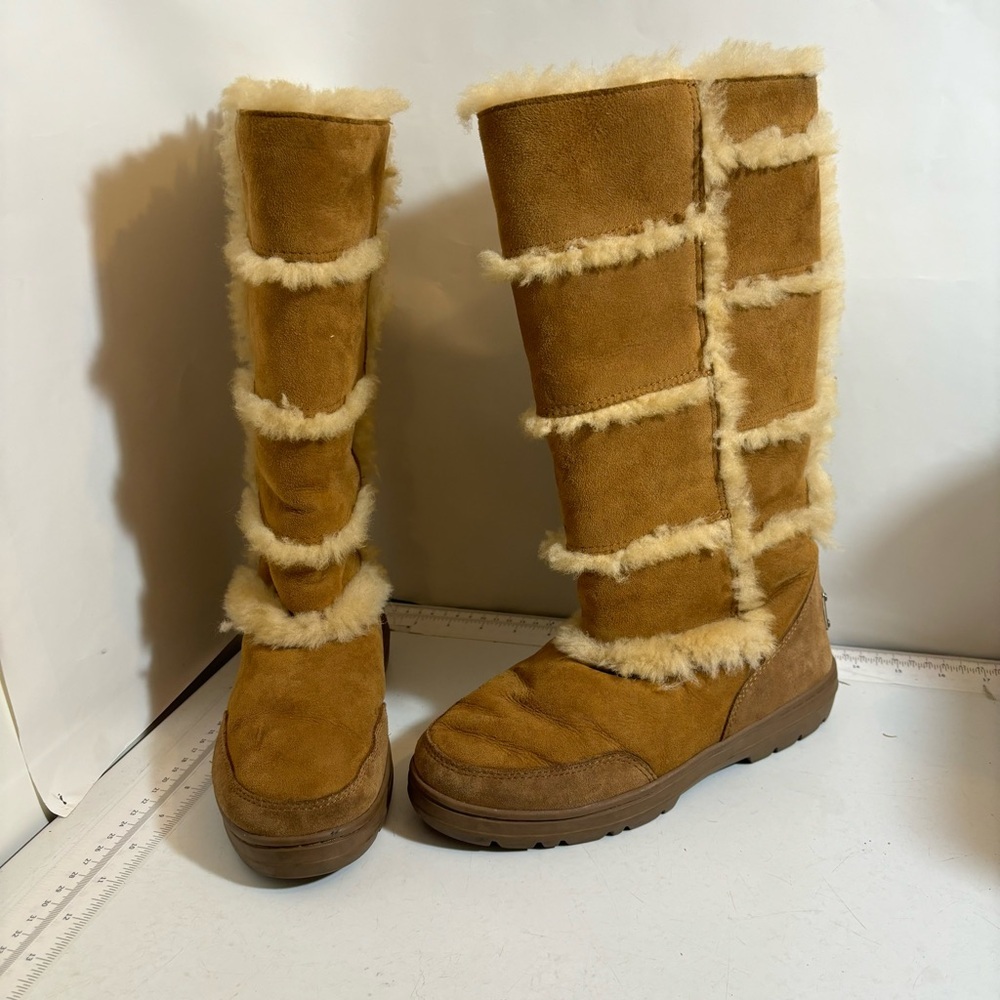 Ausiie Boots Australia tall shearling slip on knee high warm winter boots size 7